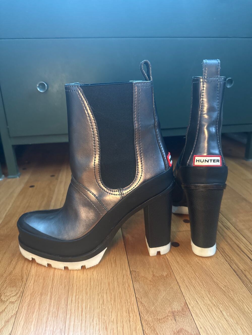 Hunter Original Chunky Block Heel Chelsea Rain Boots Womens US 8 UK 6 Silver Blk